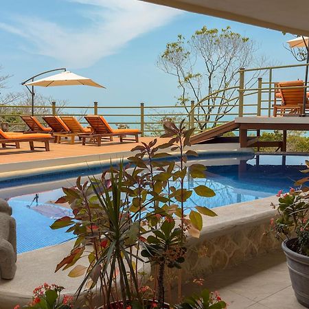 Issimo Suites (Adults Only) มานูเอล อันโตนิโอ ภายนอก รูปภาพ